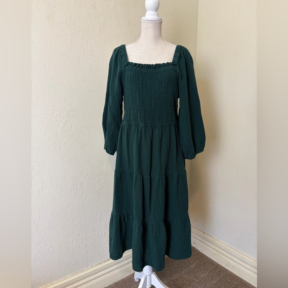 Beach lunch lounge Green cotton long sleeve tiered Milkmaid Ren Faire Midi Dress